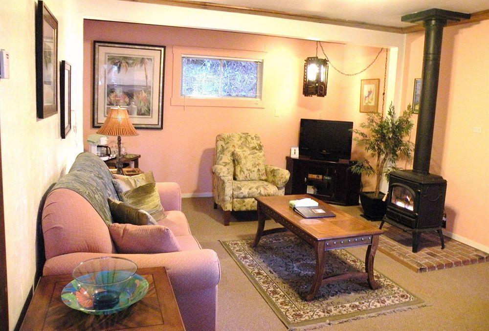 Fern Grove Cottages Гърнвил Екстериор снимка