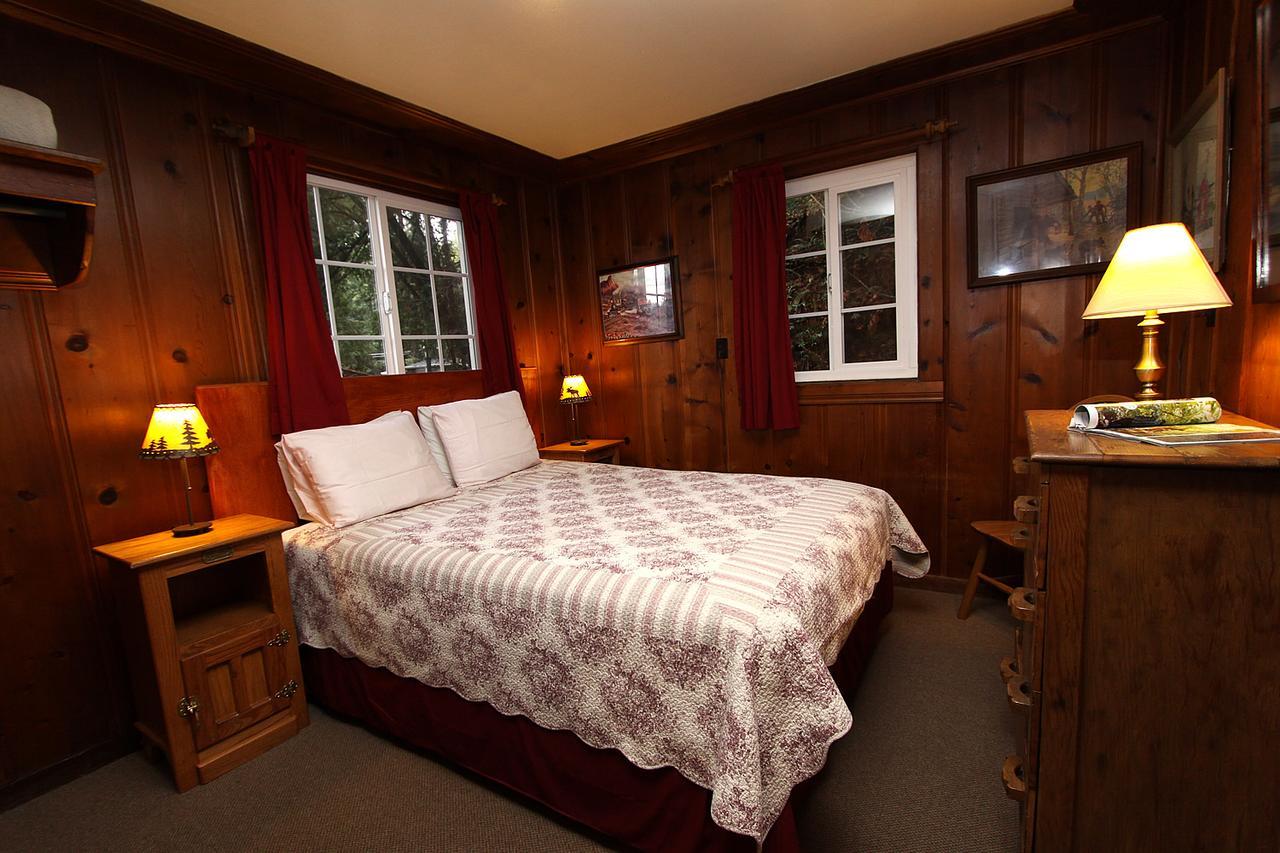Fern Grove Cottages Гърнвил Екстериор снимка