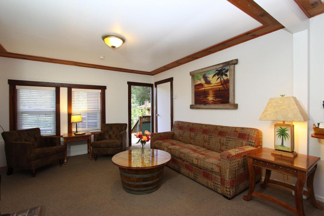 Fern Grove Cottages Гърнвил Екстериор снимка